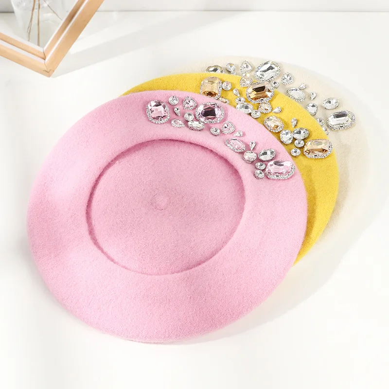 Kadınlar için Çarpıcı Taşlı Yü - Beret French Wool incelemesi ve fiyatı