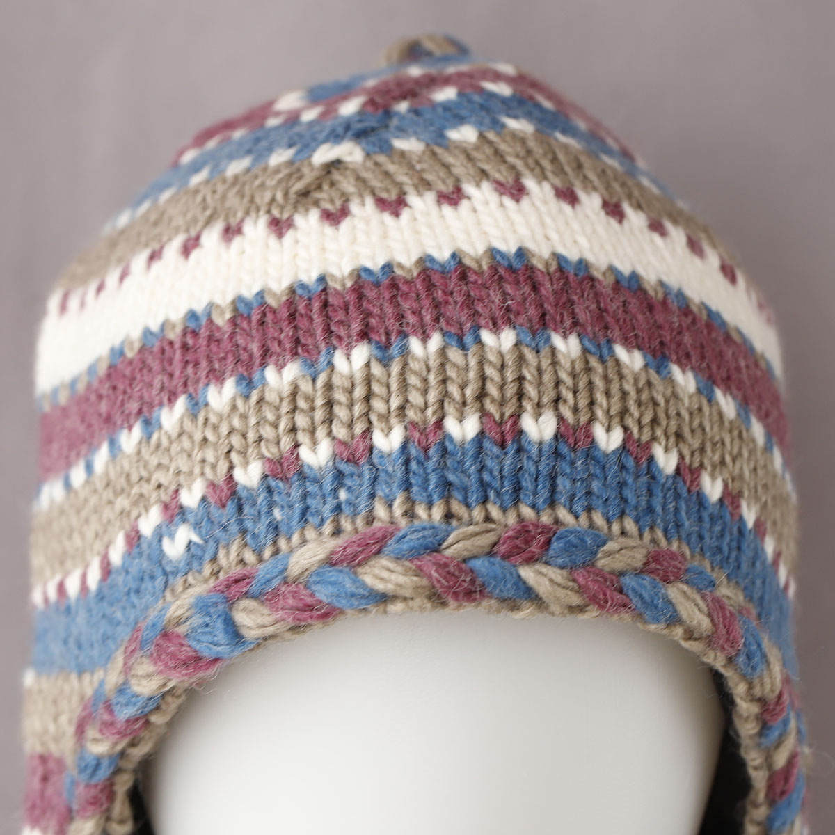 Bomberbraid saç örgülü el yapı - Winter Trapper Hat incelemesi ve fiyatı